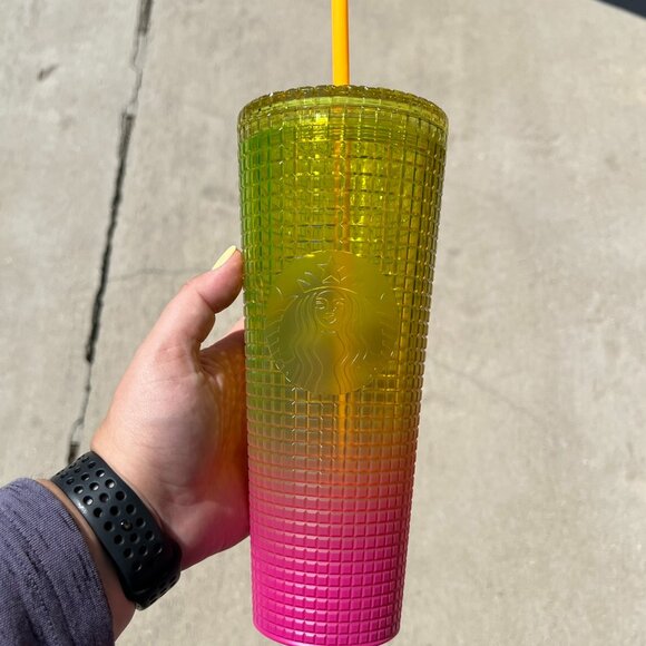Starbucks Venti Yellow to Pink Grid Tumbler Cold Cup - NWT - Picture 1 of 4